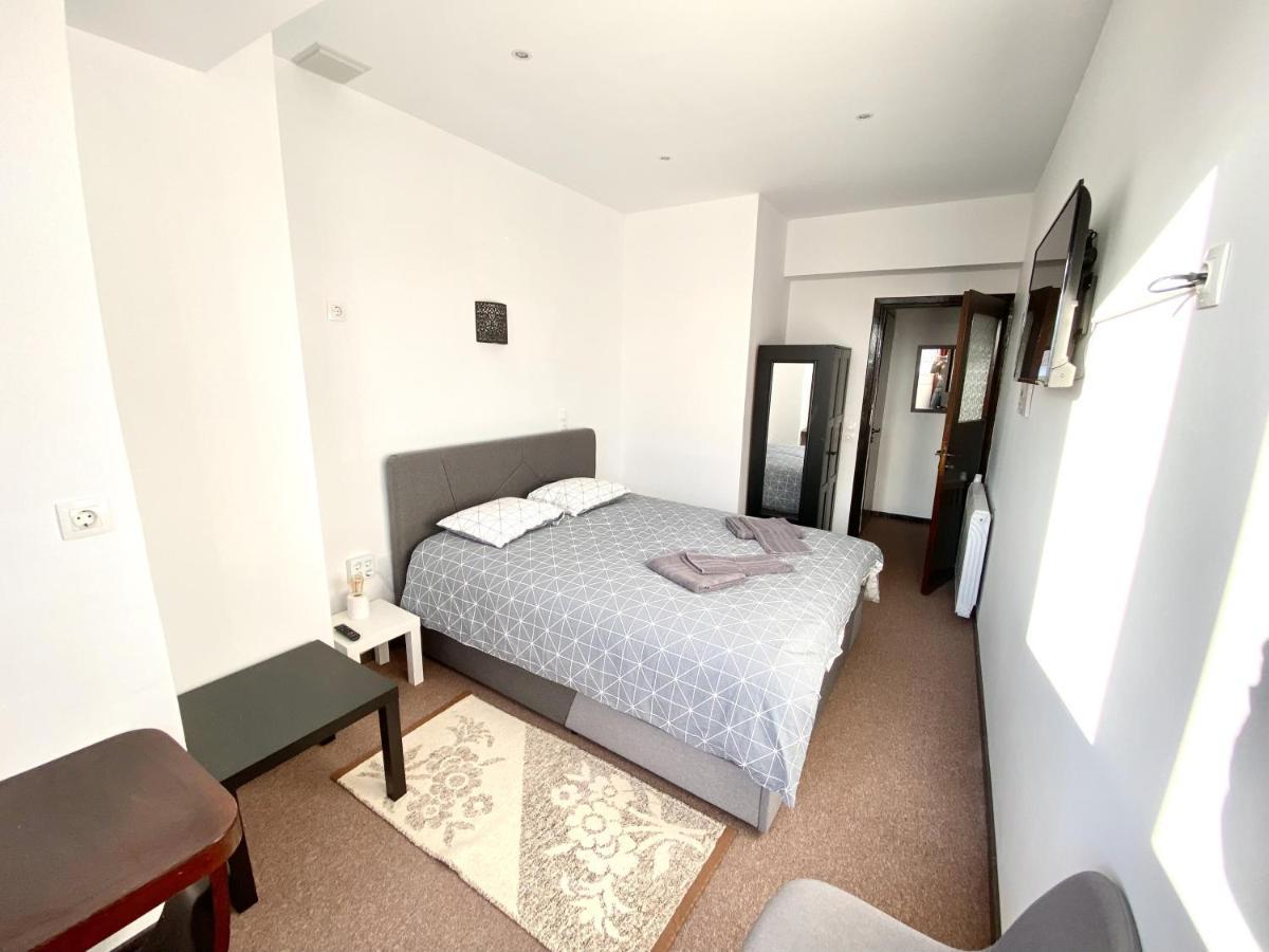 Classic 2 Bedroom Apartment Next To Metro - Marousi Athene Buitenkant foto